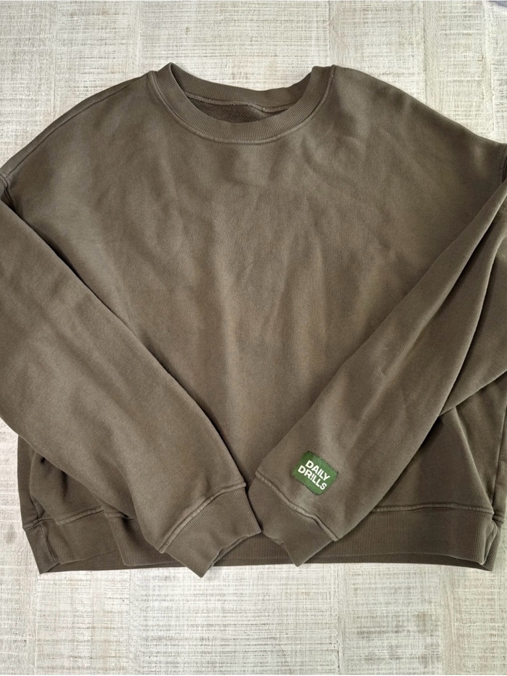 Daily Drills Crewneck Sweatshirt Muted Olive Green Size XS/S